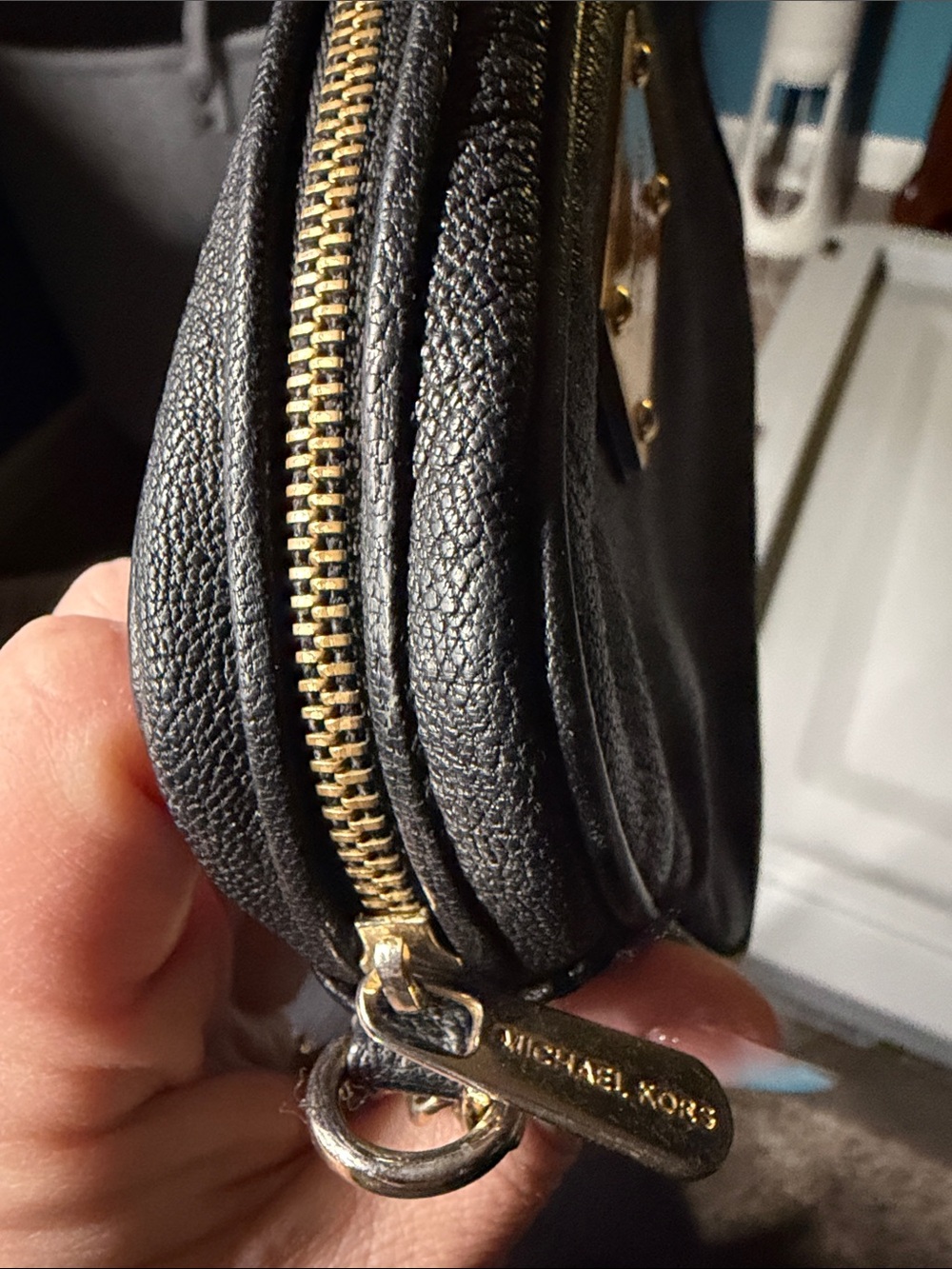 Michael Kors Jet Set pebbled leather Crossbody bag - Picture 6 of 6